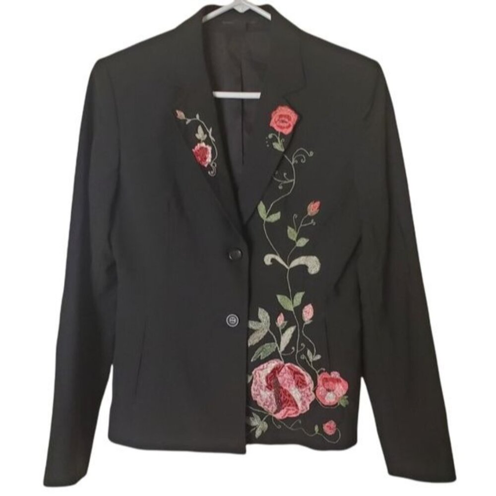 Express Design Studio womens Black Blazer Sz 6 small embroidered 2 buttons fair